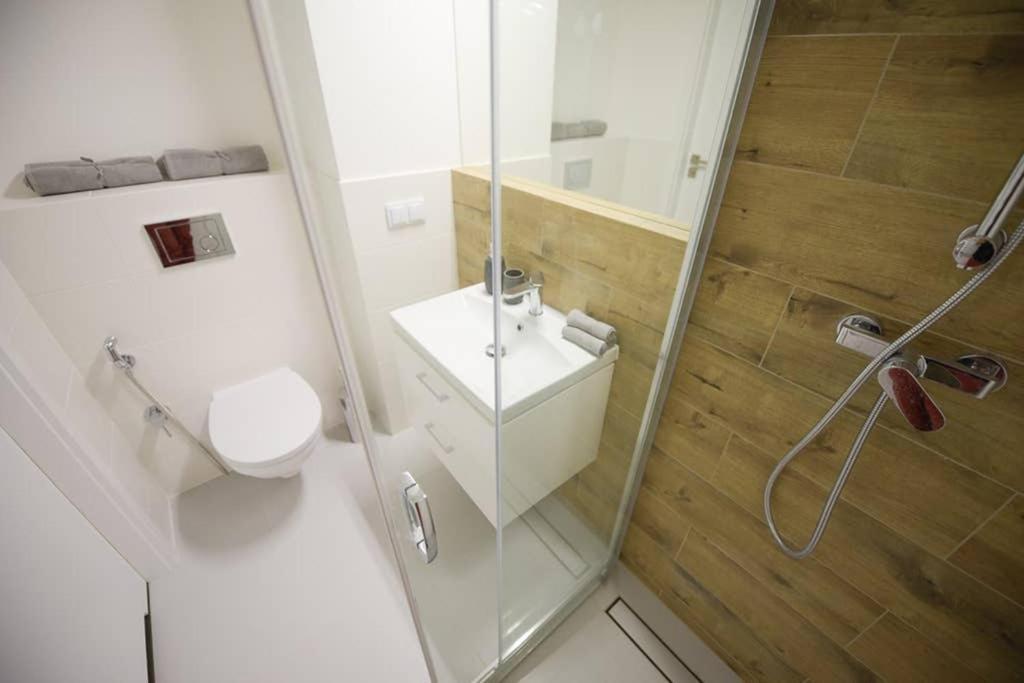 Bliska Wola Expo Central Apartment Warsaw Ngoại thất bức ảnh